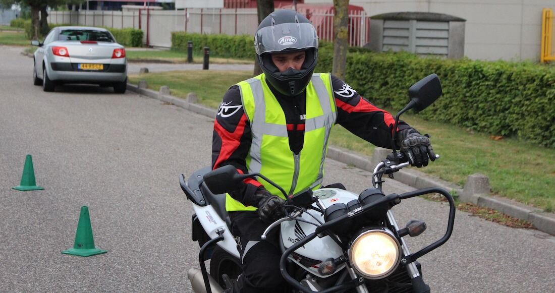 Snel Motorrijbewijs Halen - Verkeersschool Frits Van Zelst